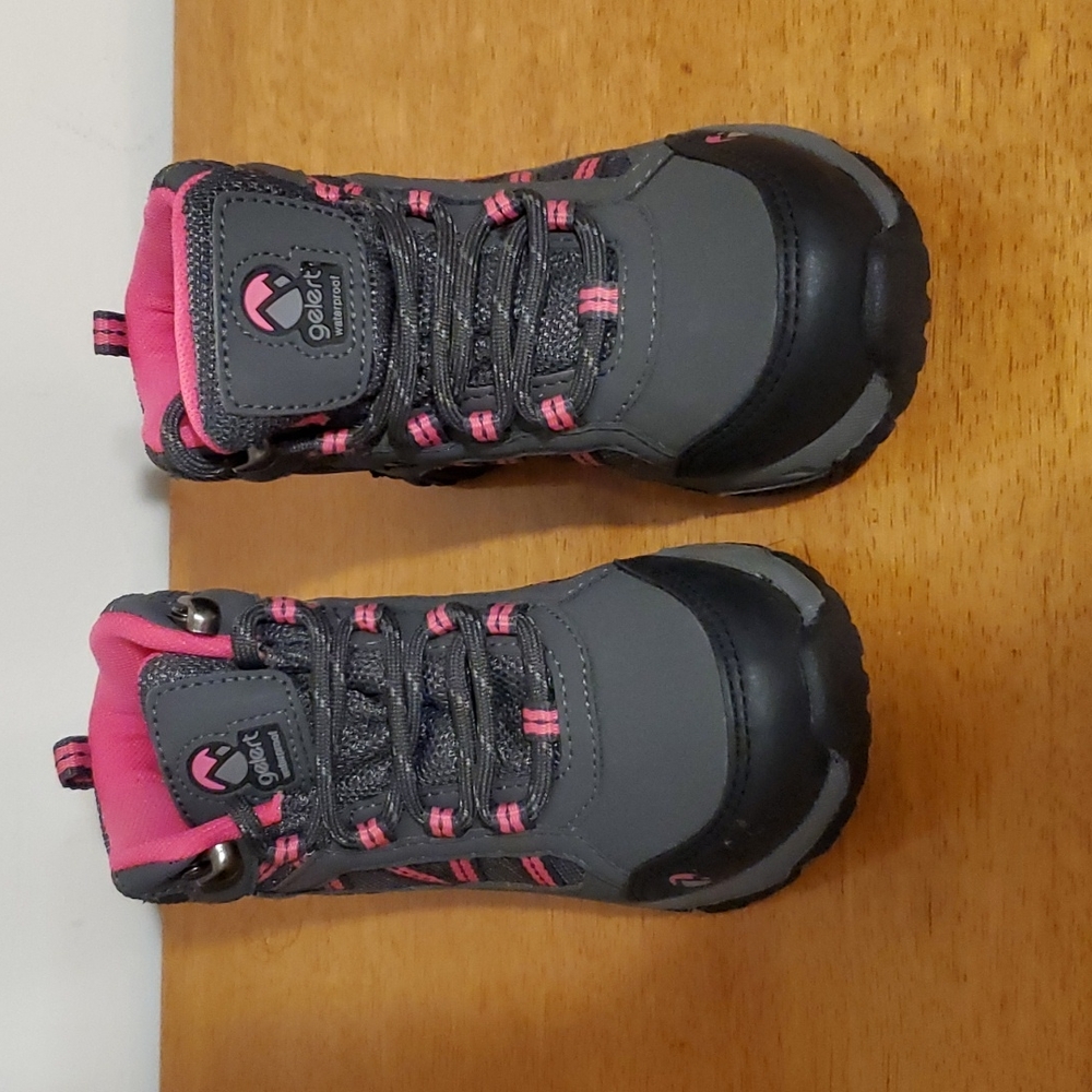 GELERT waterproof winter boots for girls!